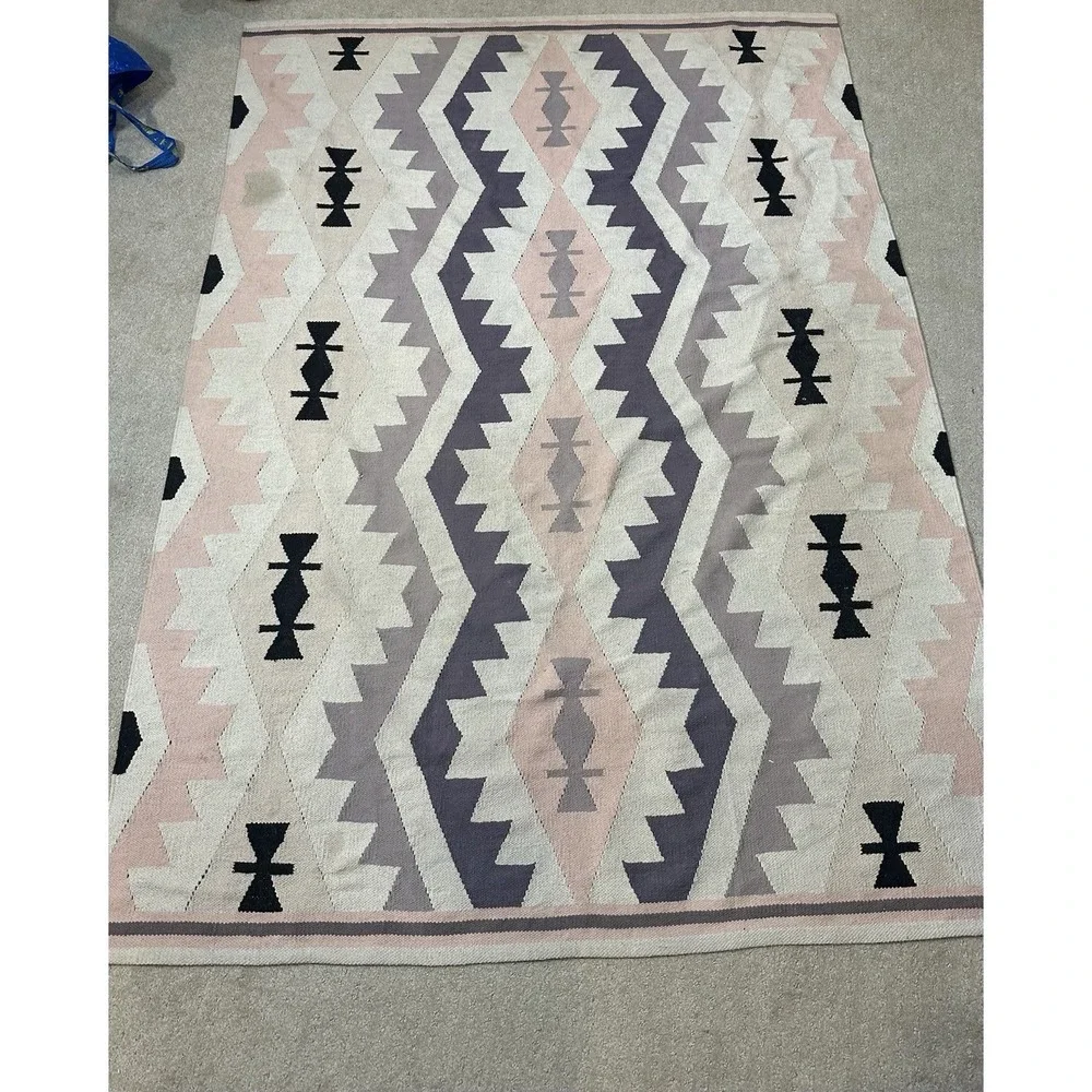 Boho hand woven rug 58x82‎